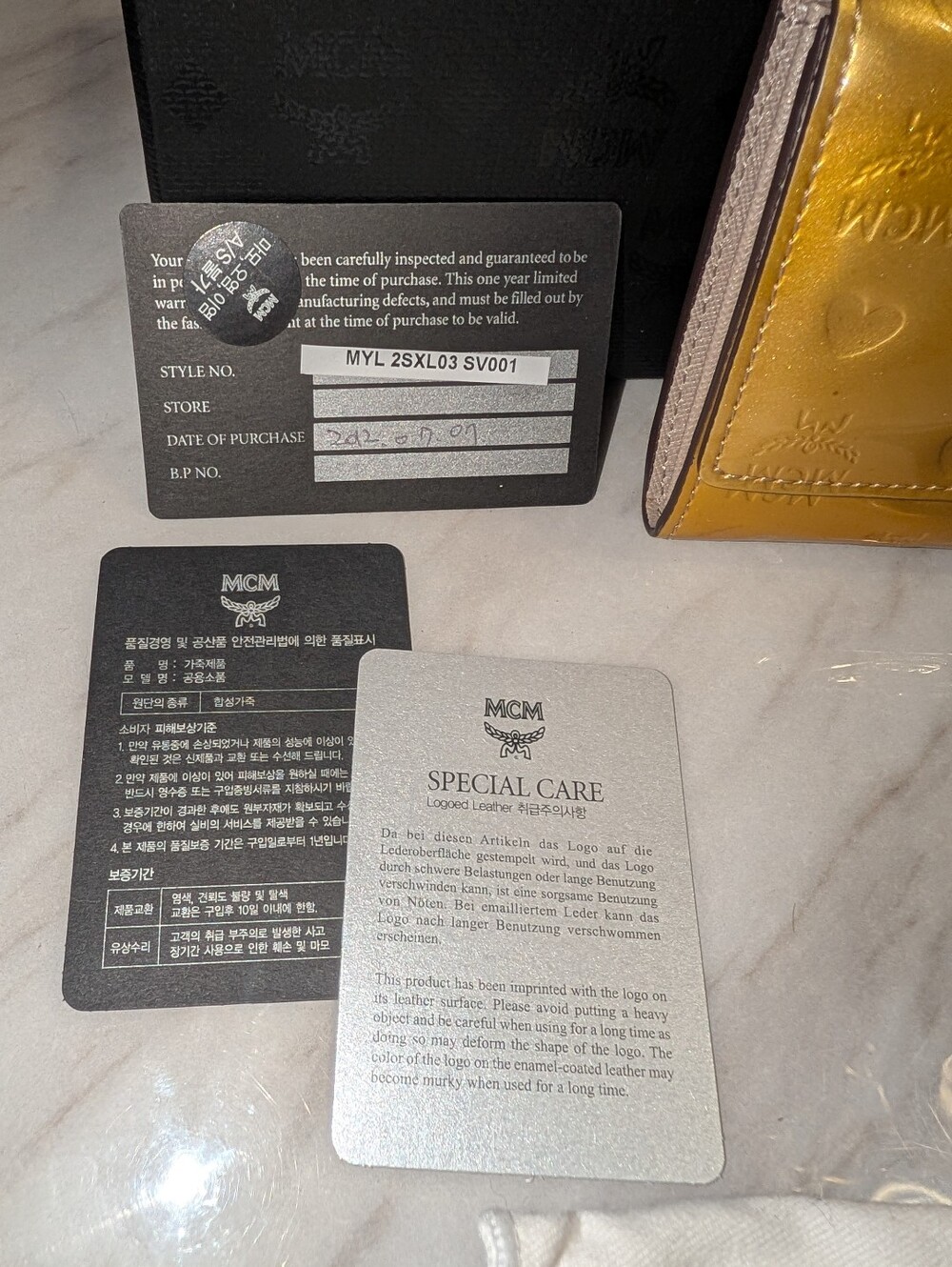 MCM Patent Leather Gold Logo Leather Wallet. LIKE NEW, NEVER USED - Picture 2 of 11